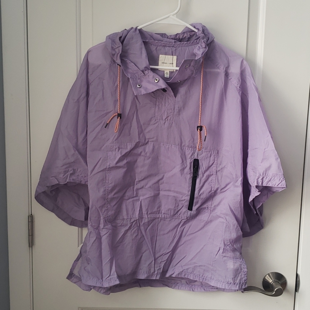 Silence + Noise wIndbreaker